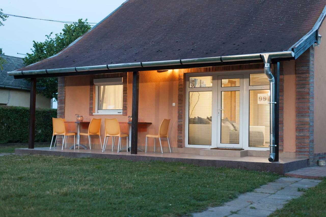 Bier-Lak Apartman House 71 Balatonlelle Luaran gambar