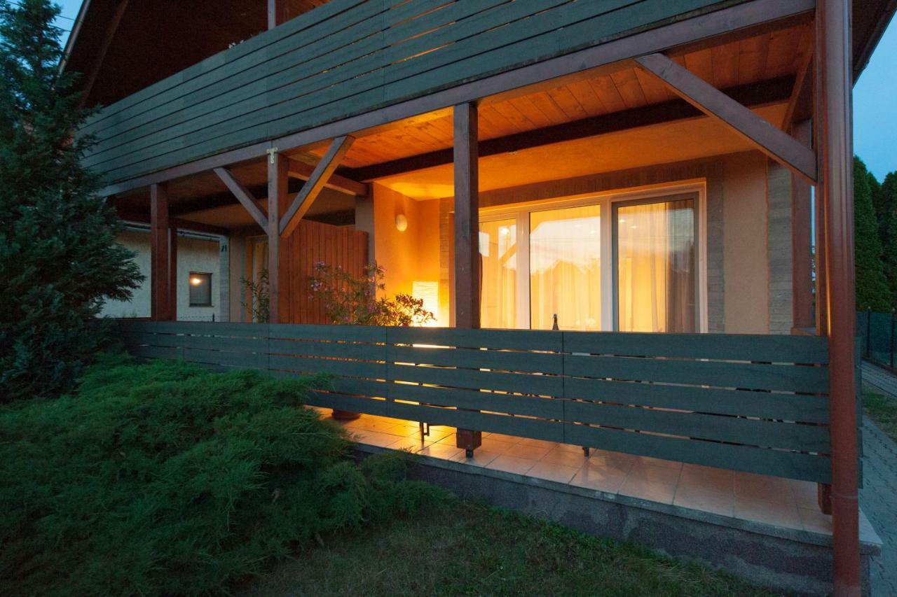 Bier-Lak Apartman House 71 Balatonlelle Luaran gambar