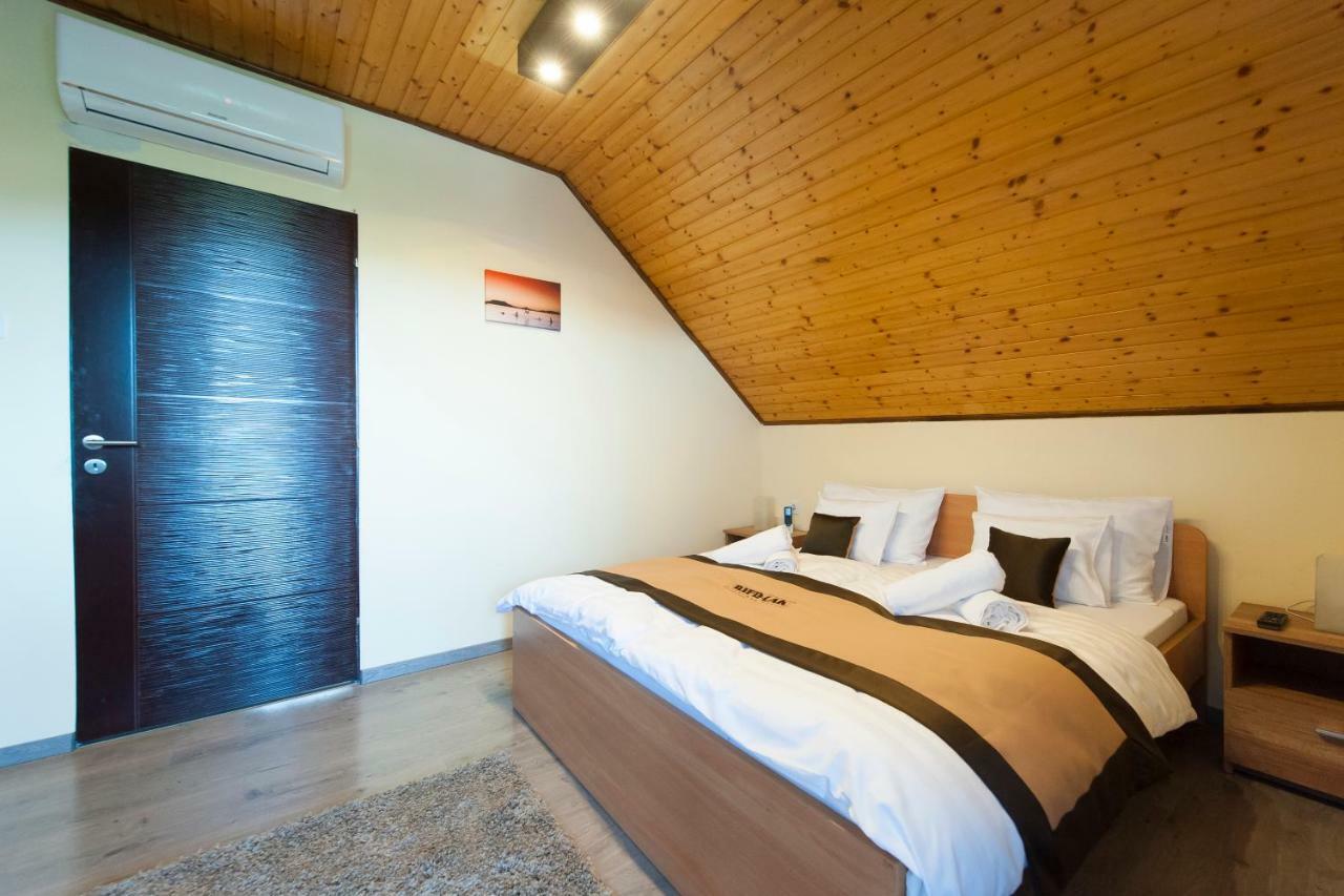 Bier-Lak Apartman House 71 Balatonlelle Luaran gambar