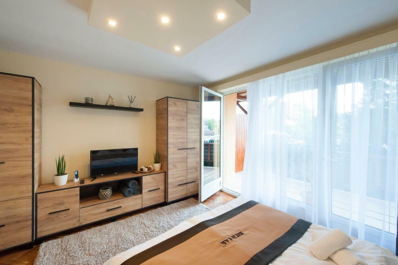 Bier-Lak Apartman House 71 Balatonlelle Luaran gambar