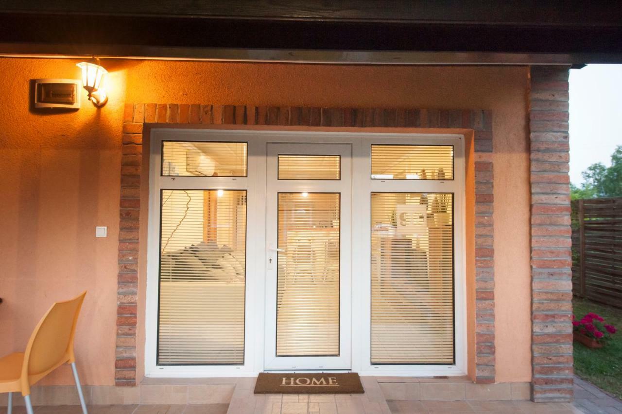 Bier-Lak Apartman House 71 Balatonlelle Luaran gambar